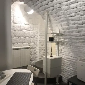 https://la-casa-di-alba.hotels-amalfi.com